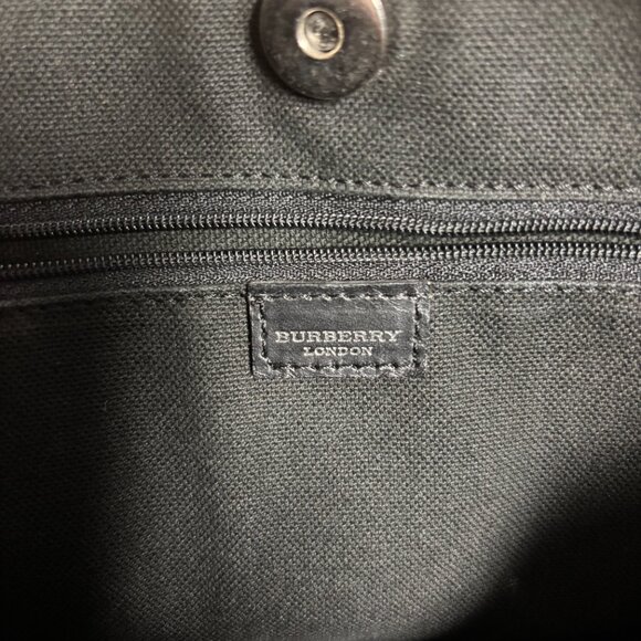 Burberry Tote - Picture 4 of 4